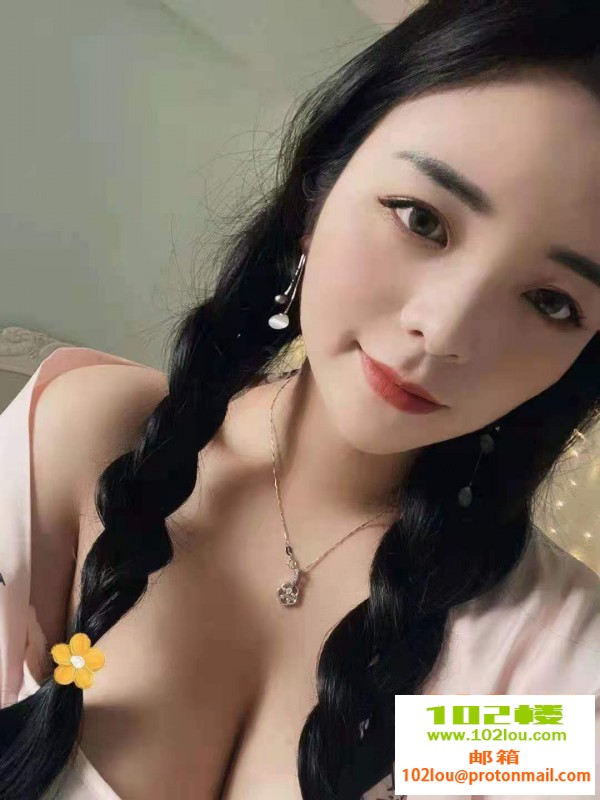 132817cmxgu87g8we1s0je.jpg