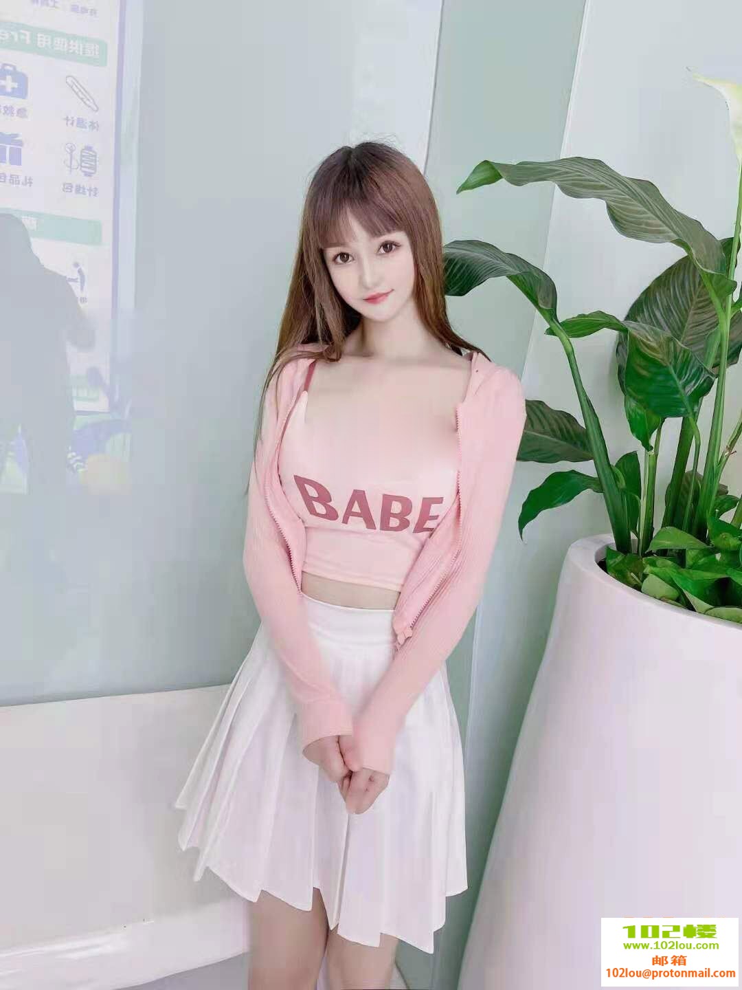 233644h0v8egtvbbvdv65b.jpg
