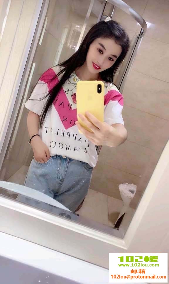 214428xmnomb3nu8naszim.jpg