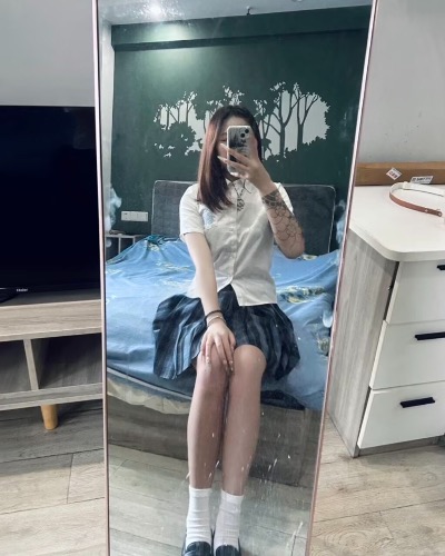115124jqc5m3tqmzp3p3ht.jpeg