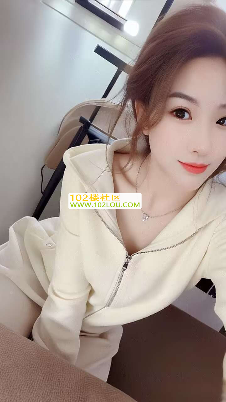 99C49BF5CD40AA2E0084C5ABEC6FDDC0.png